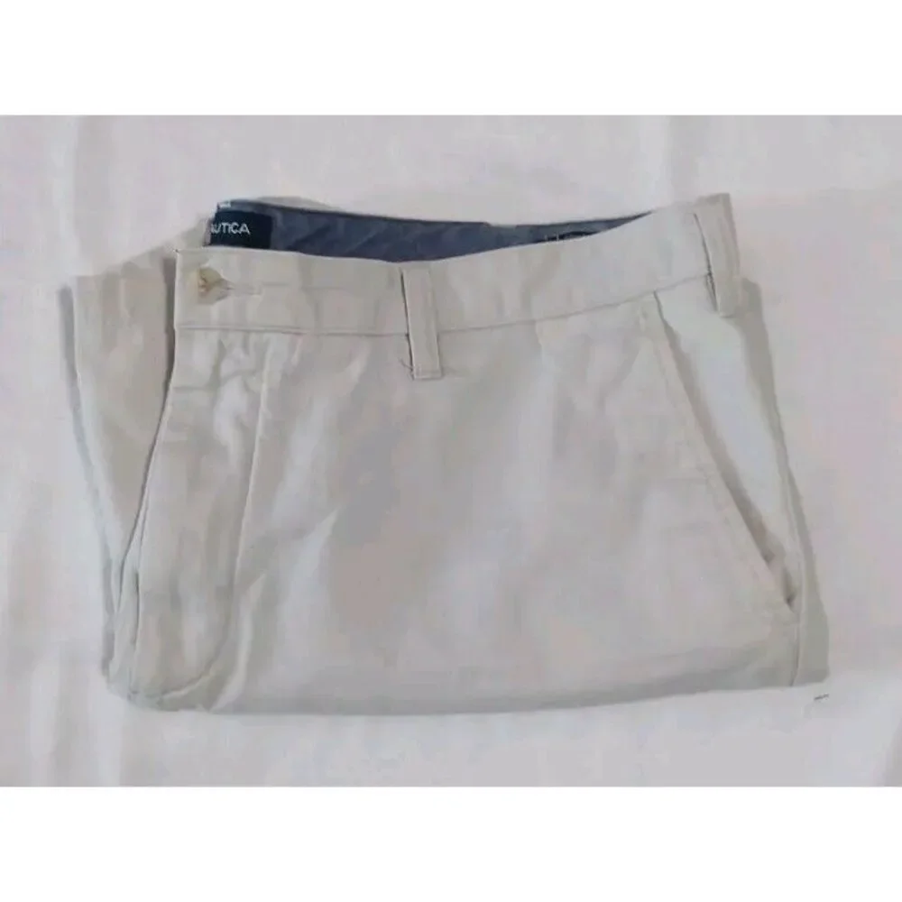 Mens Size 40 Khaki Nautica Shorts‎